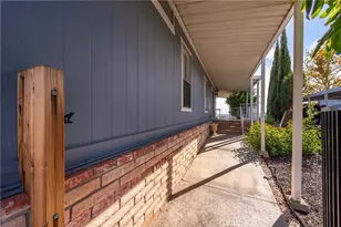 24303 Woolsey Canyon Rd, Canoga Park, CA 91304 - Photo 43