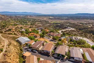 24303 Woolsey Canyon Rd, Canoga Park, CA 91304 - Photo 5