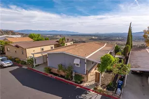 24303 Woolsey Canyon Rd, Canoga Park, CA 91304 - Photo 7