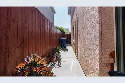 12120 Terra Bella St # 4, Pacoima, CA 91331 - Photo 37