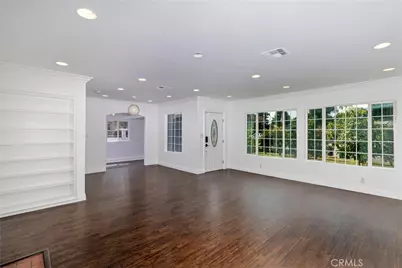 8546 Woodley Ave, North Hills, CA 91343 - Photo 7