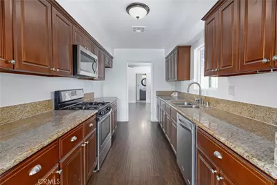 8546 Woodley Ave, North Hills, CA 91343 - Photo 13