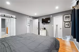 15215 Magnolia Blvd, Sherman Oaks, CA 91403 - Photo 19