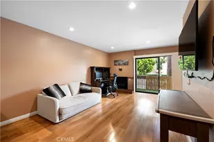15215 Magnolia Blvd, Sherman Oaks, CA 91403 - Photo 3
