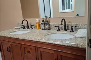 15455 Glenoaks Blvd, Sylmar, CA 91342 - Photo 25