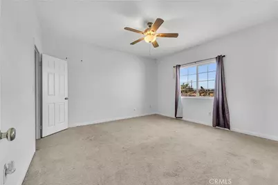 9212 S Loop Boulevard, California City, CA 93505 - Photo 17