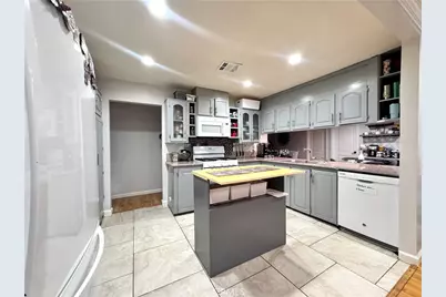 36200 Paradise Ranch Rd #120, Castaic, CA 91384 - Photo 3