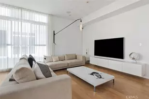 6736 W Hepburn Way, Los Angeles, CA 90038 - Photo 9