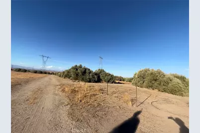 8539 W Avenue L, Lancaster, CA 93536 - Photo 35