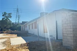 8539 W Ave L, Lancaster, CA 93536 - Photo 7