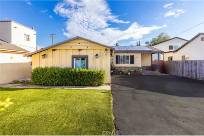 22020 Saticoy Street, Canoga Park, CA 91303 - Photo 1