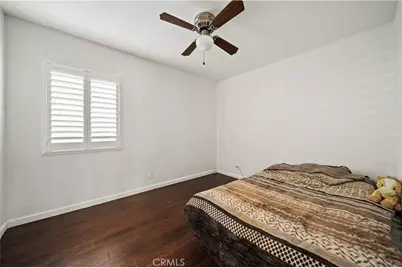 22020 Saticoy Street, Canoga Park, CA 91303 - Photo 13