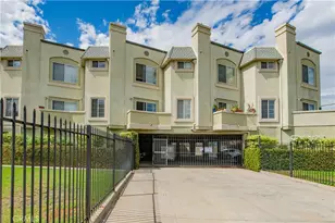 22809 Del Valle St, Woodland Hills, CA 91364 - Photo 1