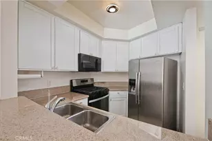 22809 Del Valle St, Woodland Hills, CA 91364 - Photo 3