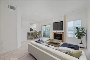 22809 Del Valle St, Woodland Hills, CA 91364 - Photo 7