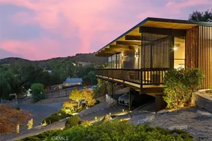 21090 Rios St, Woodland Hills, CA 91364 - Photo 3