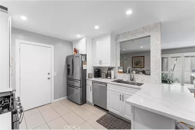 12331 Carl Street, Pacoima, CA 91331 - Photo 11