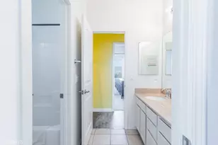 20413 Janzer Ct, Newhall, CA 91350 - Photo 15