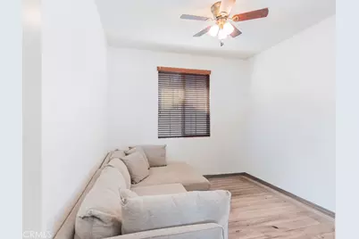 20413 Janzer Court, Newhall, CA 91350 - Photo 45