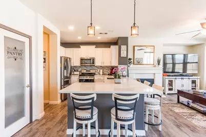 20413 Janzer Court, Newhall, CA 91350 - Photo 37