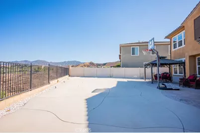 20413 Janzer Court, Newhall, CA 91350 - Photo 55