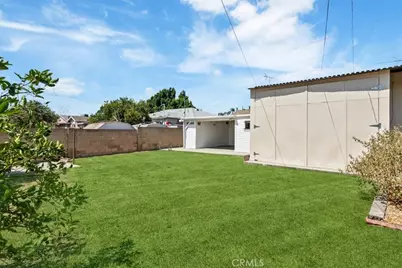 8942 Ilex, Los Angeles, CA 91352 - Photo 19