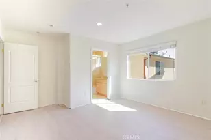 15053 Victory Blvd, Van Nuys, CA 91411 - Photo 21