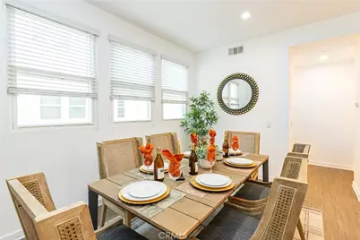 13219 Shaw Lane, Sylmar, CA 91342 - Photo 9