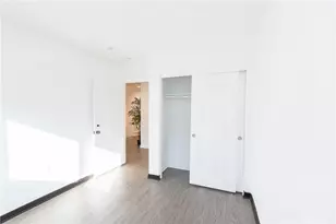 13219 Shaw Ln, Sylmar, CA 91342 - Photo 33