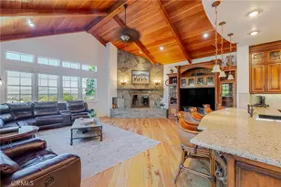25532 Oak Meadow Dr, Valencia, CA 91381 - Photo 13