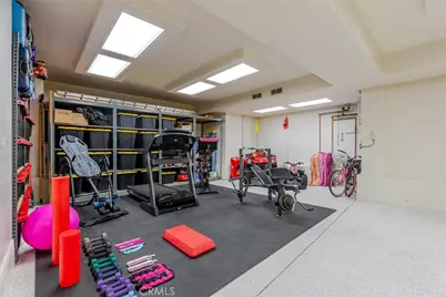 25532 Oak Meadow Drive, Valencia, CA 91381 - Photo 53