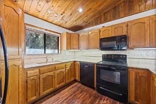 2332 Alpen Ct, Pine Mountain Club, CA 93222 - Photo 5