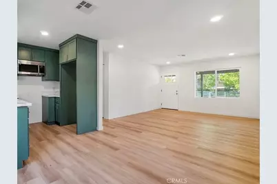 14320 Osborne Street, Panorama City, CA 91402 - Photo 19