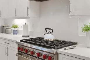 20912 Silvergate Wy, Newhall, CA 91321 - Photo 11