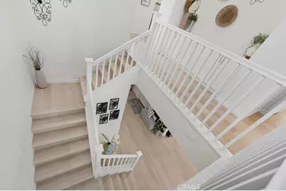 20912 Silvergate Way, Newhall, CA 91321 - Photo 17