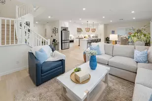 20912 Silvergate Wy, Newhall, CA 91321 - Photo 7