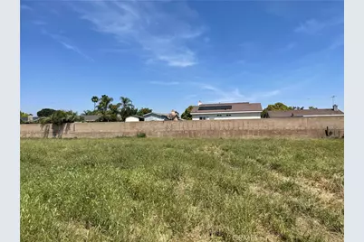 711 Meridian, Colton, CA 92324 - Photo 3