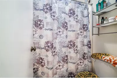 5257 Radford Avenue #212, Valley Village, CA 91607 - Photo 17