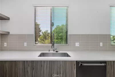 6719 Sepulveda Boulevard, Van Nuys, CA 91411 - Photo 15