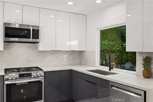 2001 Brookfield Dr, Thousand Oaks, CA 91362 - Photo 19