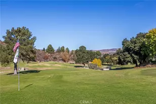 26751 Winsome Cir, Newhall, CA 91321 - Photo 45