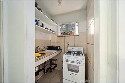 428 Fermoore Street, San Fernando, CA 91340 - Photo 17