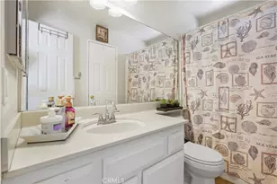 21929 Peppercorn Dr, Saugus, CA 91350 - Photo 33