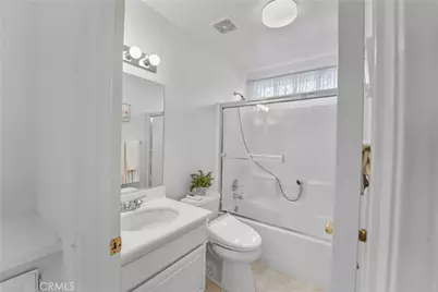 27922 Bridlewood Drive, Castaic, CA 91384 - Photo 37