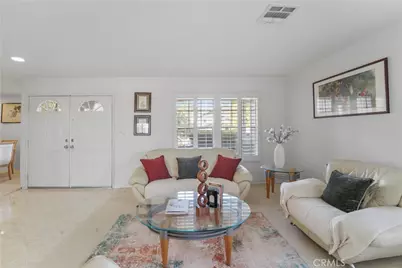 27922 Bridlewood Drive, Castaic, CA 91384 - Photo 15