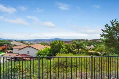 27922 Bridlewood Drive, Castaic, CA 91384 - Photo 65