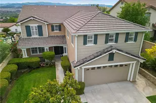 27922 Bridlewood Dr, Castaic, CA 91384 - Photo 3