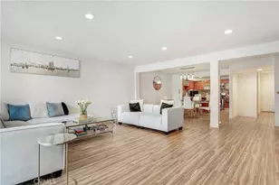 18324 Clark, Tarzana, CA 91356 - Photo 3