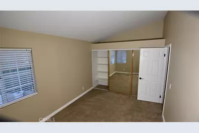 28760 Mauch Street, Saugus, CA 91390 - Photo 19