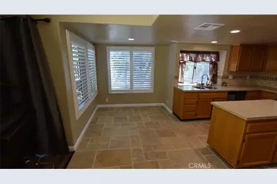 28760 Mauch Street, Saugus, CA 91390 - Photo 13